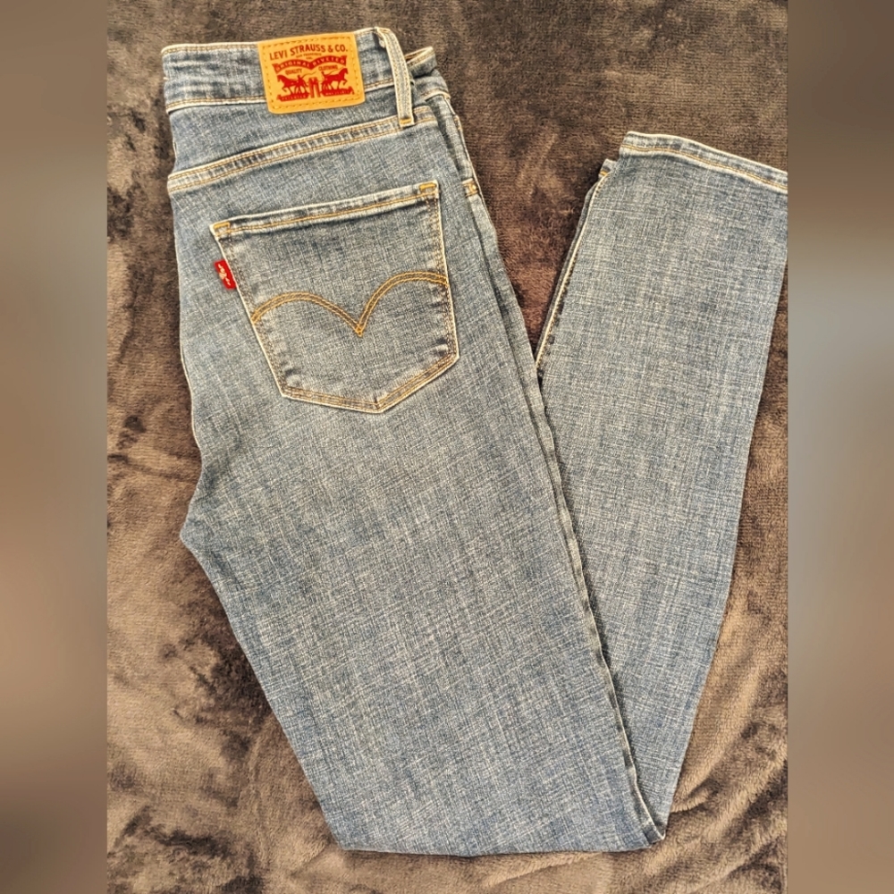 Women's Levi's 721 Jeans